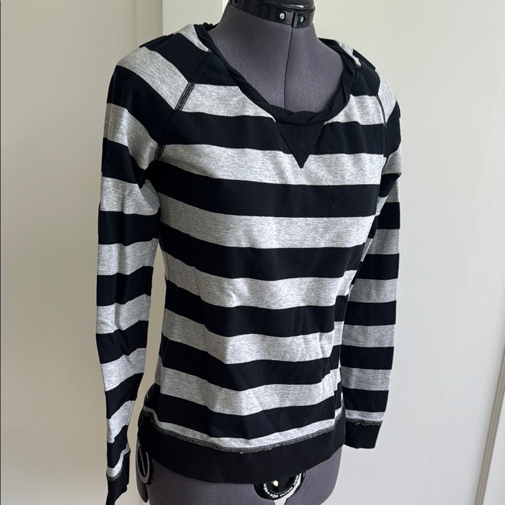 Hanna Andersson Black and Gray Striped Sweatshirt